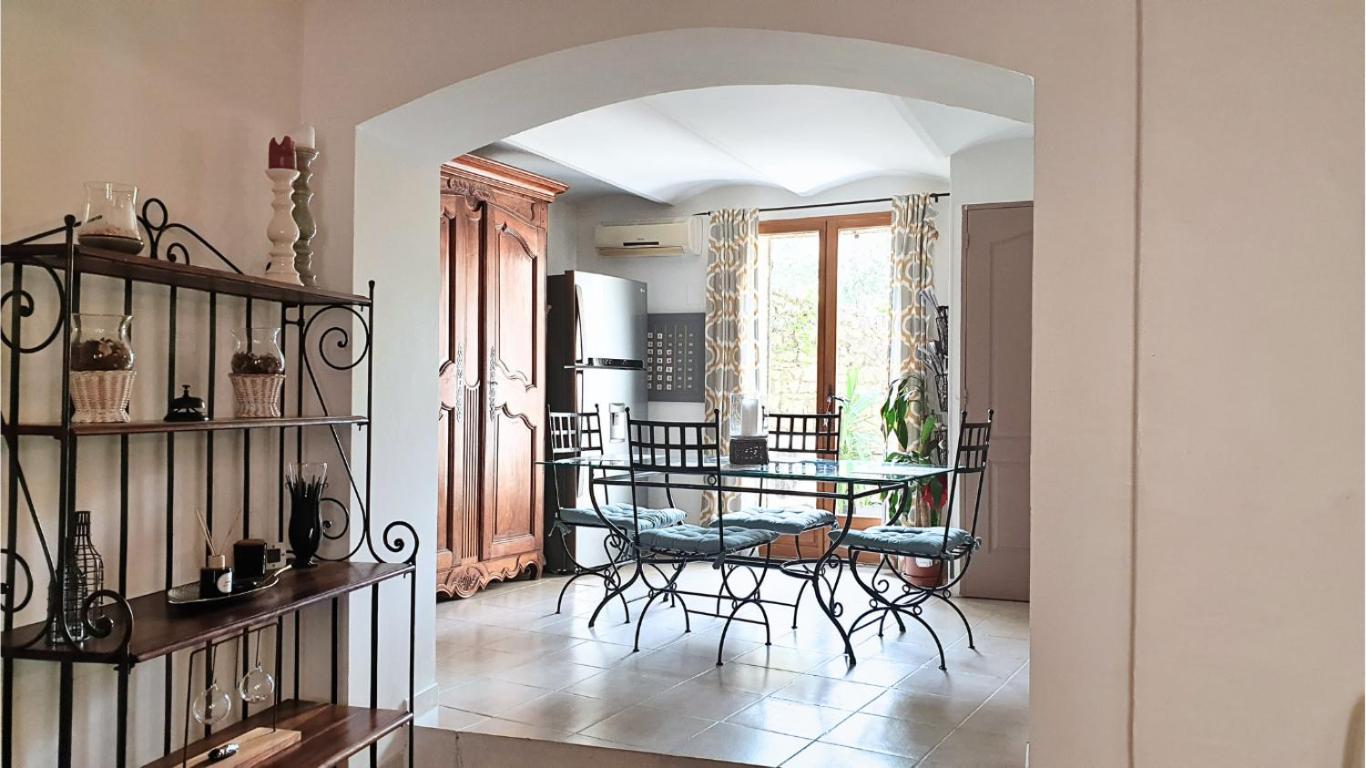 Maison Avec Jacuzzi Et Terrasse Sur Les Toits Brignon Exterior photo